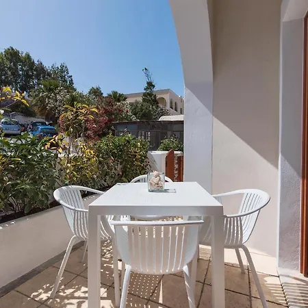 2 Bed House - Sleeps 5 - Pets - Wifi *