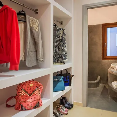 Casa vacanze 2 Bed House - Sleeps 5 - Pets - Wifi Fira (Santorini)